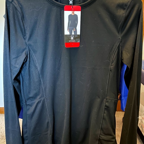 NWT Ladies Spyder Long Sleeve Top Size Medium - Picture 1 of 3